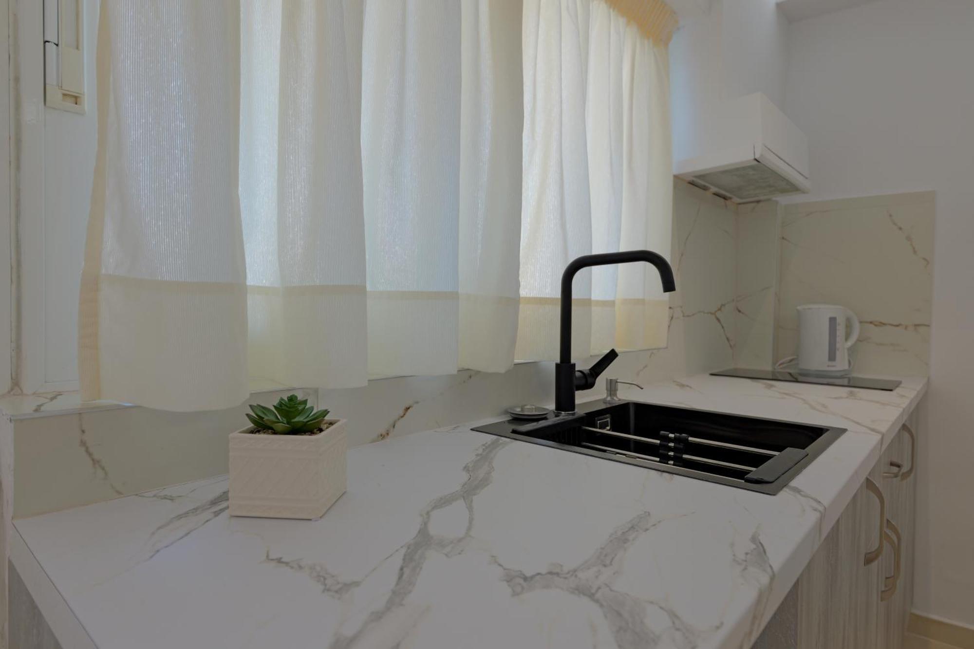 Livia'S Guesthouse 사밀 외부 사진
