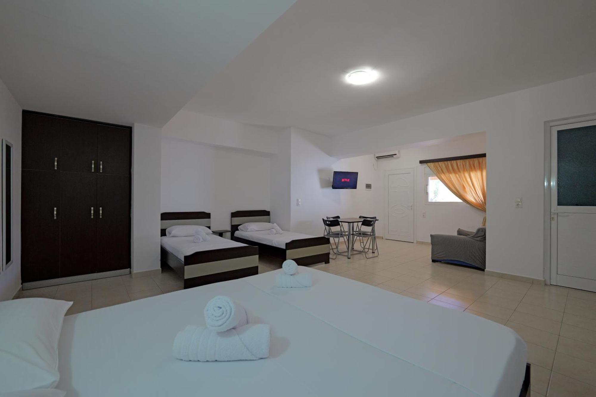 Livia'S Guesthouse 사밀 외부 사진